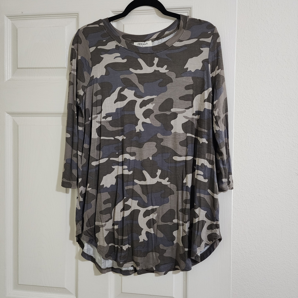Zenana Outfitters Camo Women's 3/4 Sleeve Top Size L NWOT